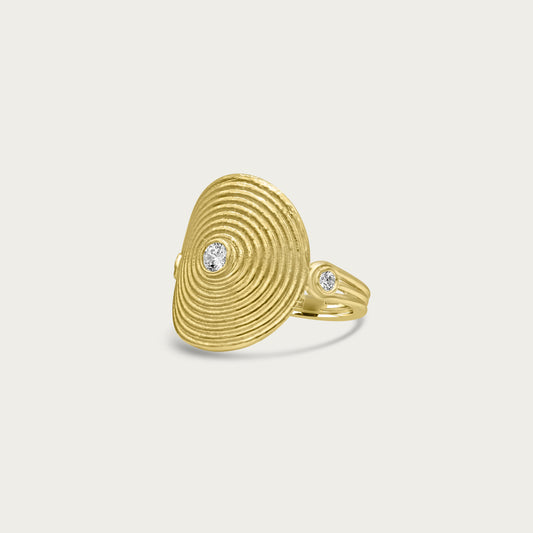 The Abstract Ribbed Medallion Ring
