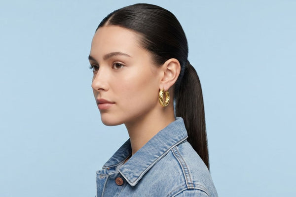 Hoops vs Stud Earrings: What to Choose Based on Your Style and Outfit