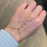 The Fancy Marquis Handchain